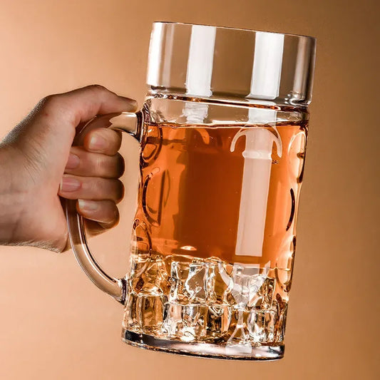 Unbreakable Cheers: The Transparent Plastic Anti-Fall Beer Mug